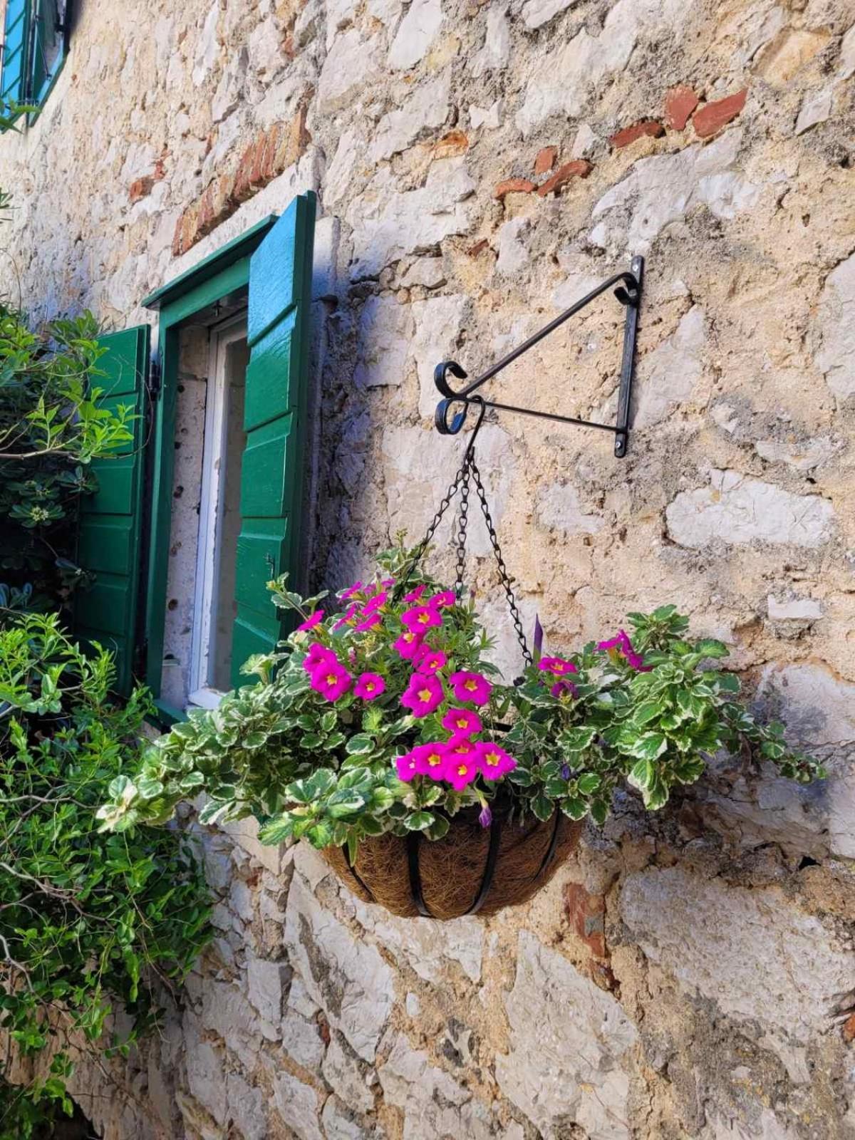 Malin Guesthouse Skradin Exterior foto